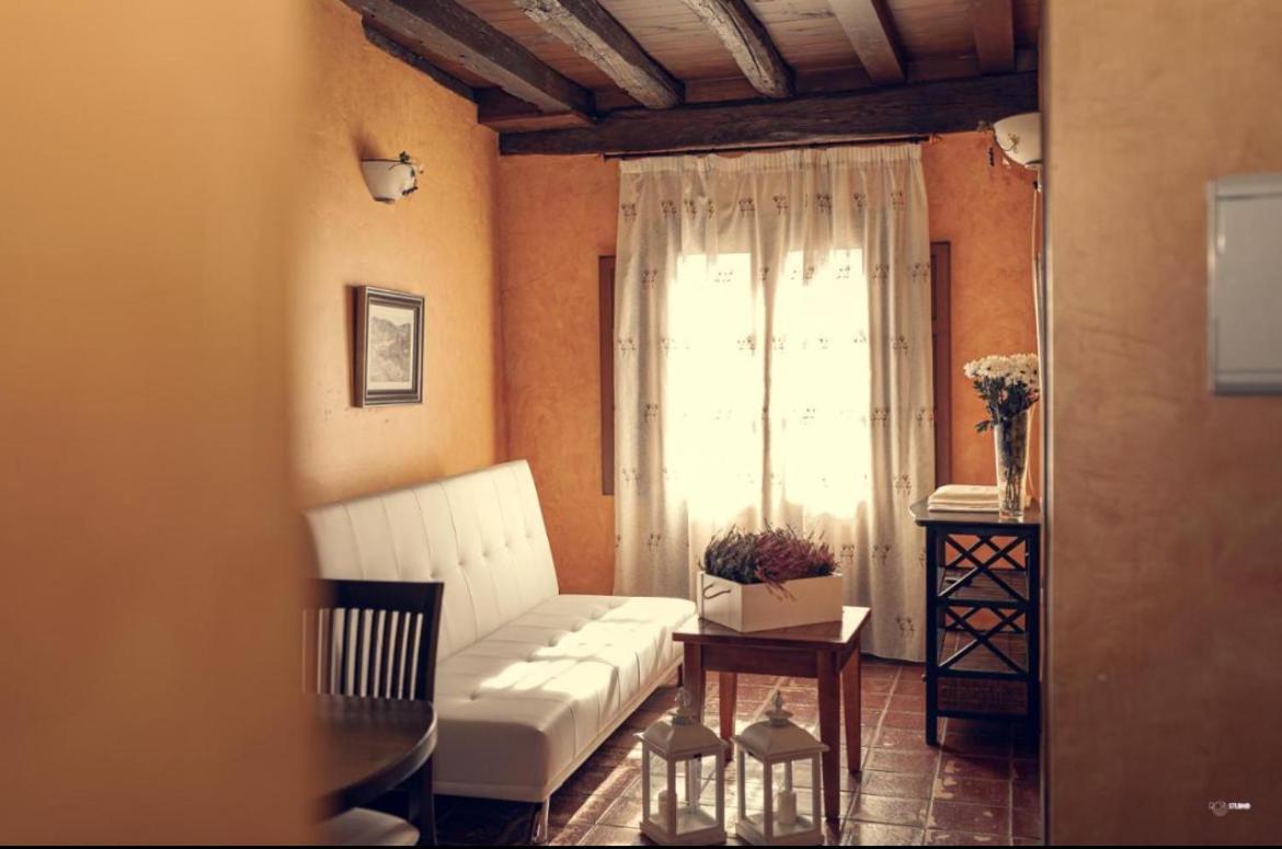 Apartamentos Rural La Jacoba Кабесуела дел Вале Екстериор снимка